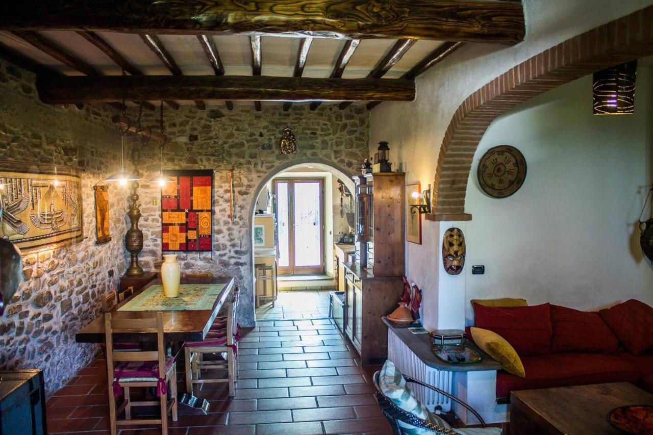 Tuscan Hills Near Florence - Stone House Виккьо Экстерьер фото